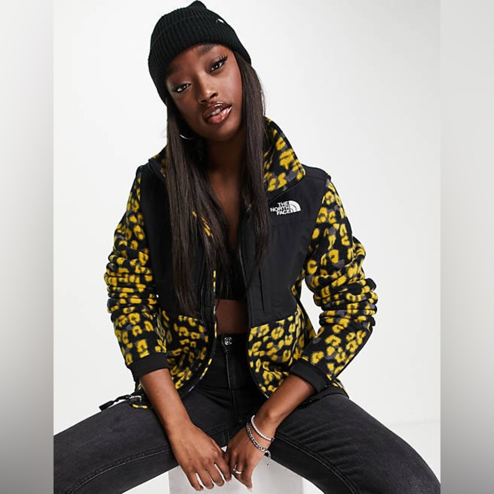 The North Face Denali leopard print fleece jacket in black/yellow